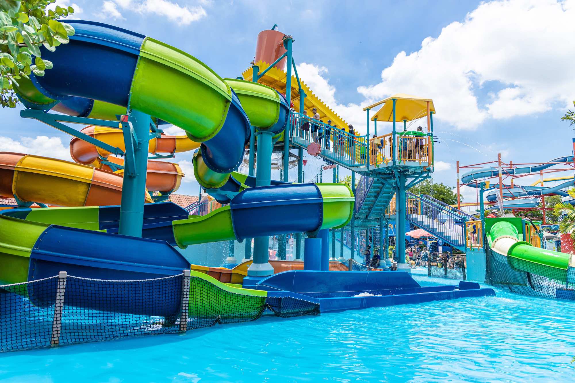 Parc aquatique à tarif CSE pour les loisirs d'été
