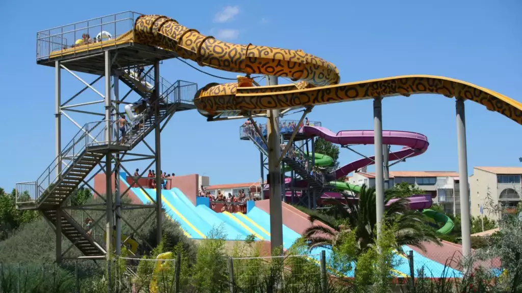 Toboggans du parc aquatique Aqualand au Cap d'Agde