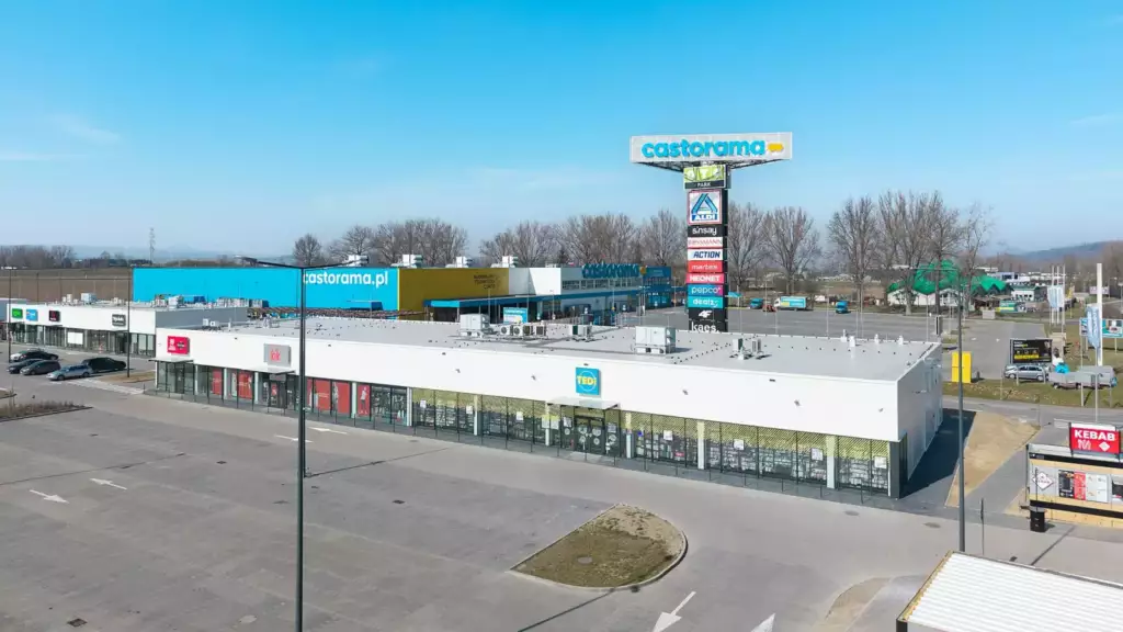 Façade d'un magasin Castorama