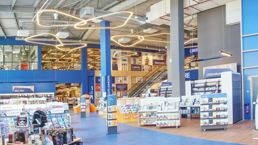 Intérieur d'un magasin Cultura