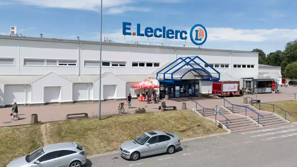 Façade d'un hypermarché E.Leclerc