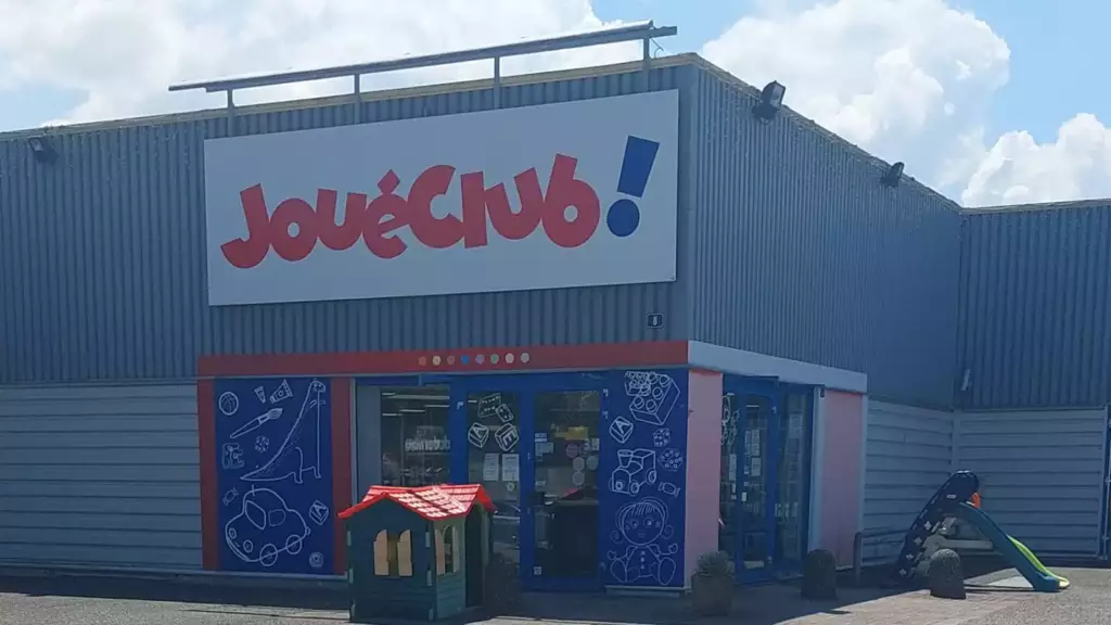 Façade d'un magasin JouéClub