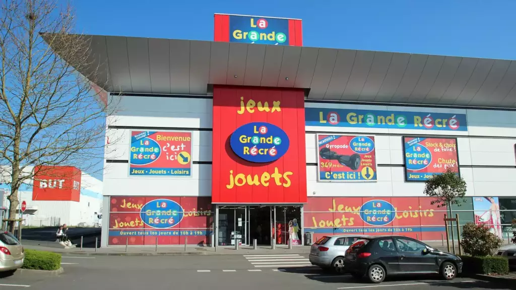 Façade d'un magasin La Grande Récré