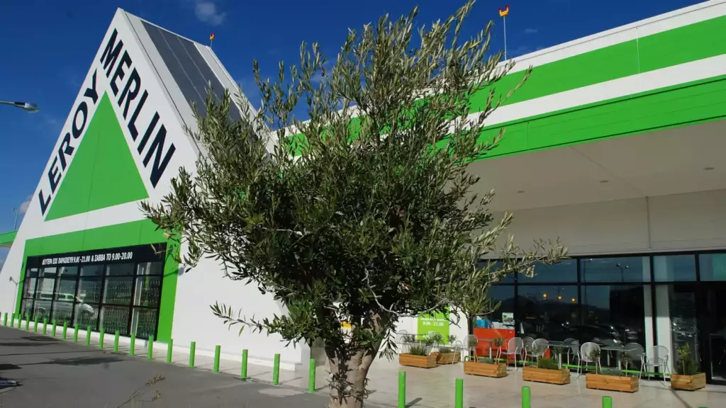 Façade d'un magasin Leroy Merlin