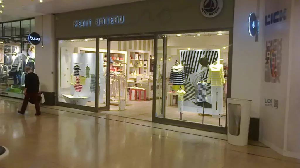 Boutique Petit Bateau