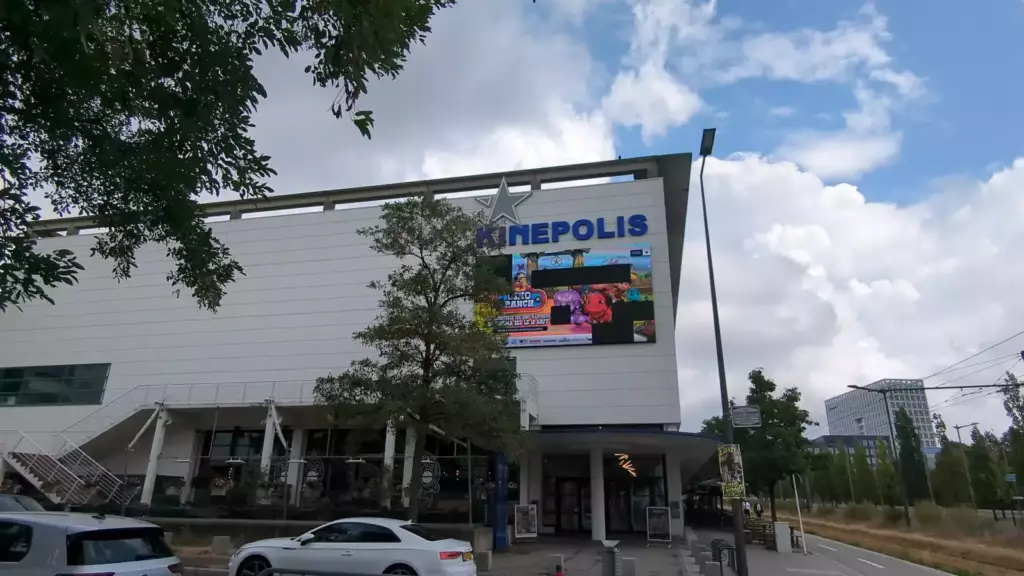 Façade d'un cinéma Kinepolis