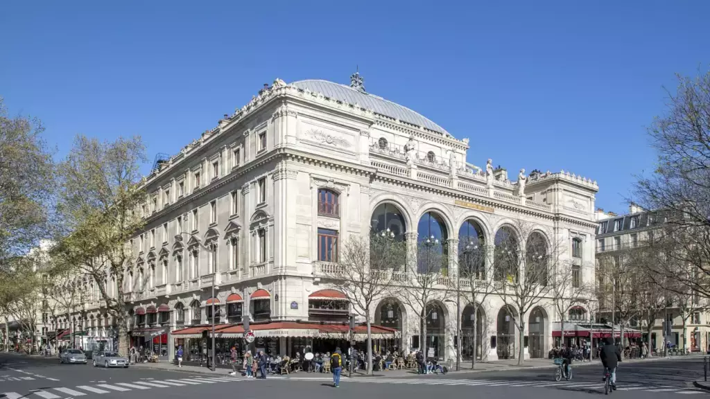 Façade du Théâtre du Châtelet à Paris